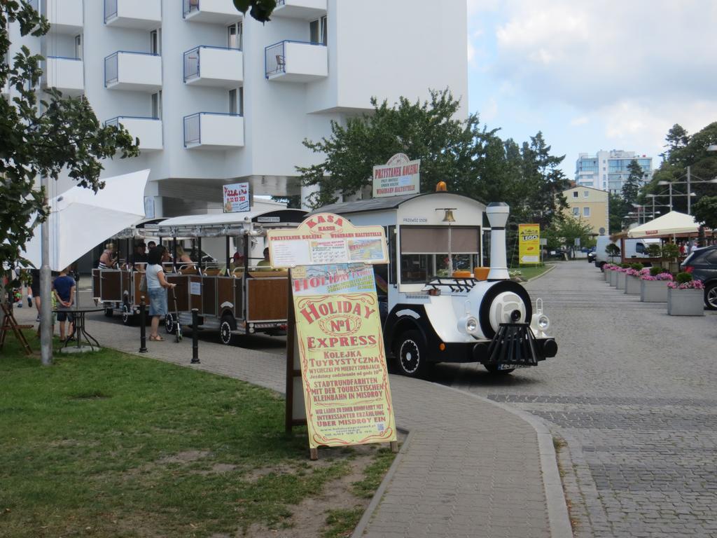 Ferienwohnung Apartament Horyzont Astra Misdroy Exterior foto